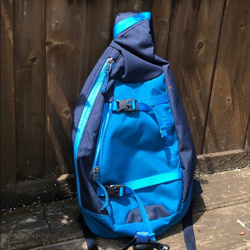 Patagonia one shoulder backpack.